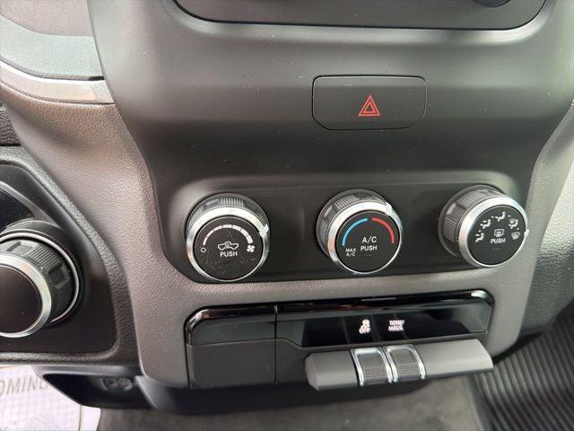 2022 Ram 1500 Big Horn Crew Cab 4x4 6'4" Box