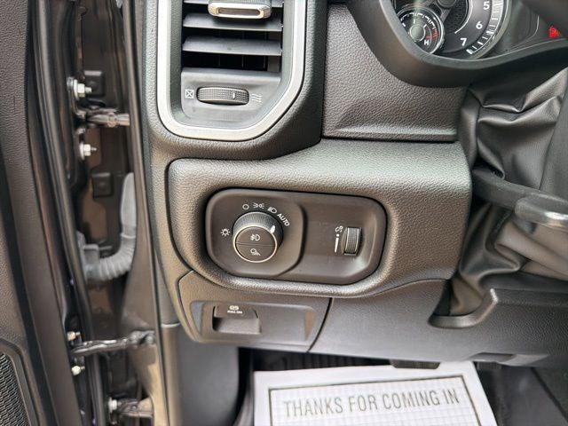 2022 Ram 1500 Big Horn Crew Cab 4x4 6'4" Box