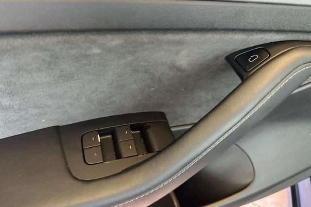 2022 Tesla Model 3 Long Range Dual Motor All-Wheel Drive