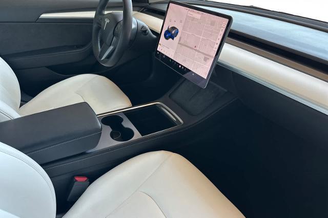 2022 Tesla Model 3 Long Range Dual Motor All-Wheel Drive