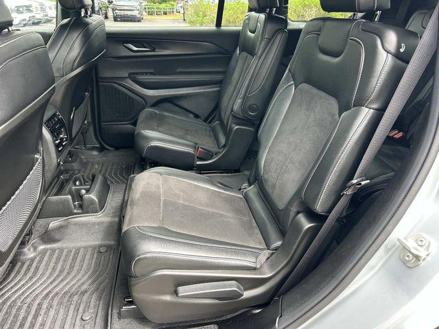 2023 Jeep Grand Cherokee L Altitude 4x4