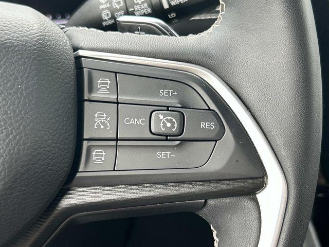 2023 Jeep Grand Cherokee L Altitude 4x4