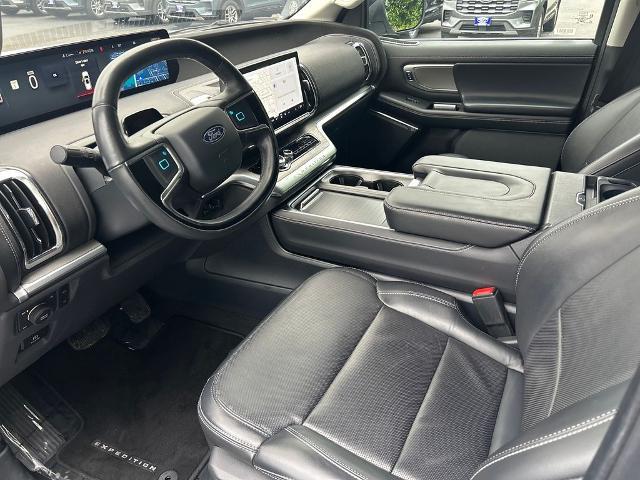 2025 Ford Expedition Platinum MAX