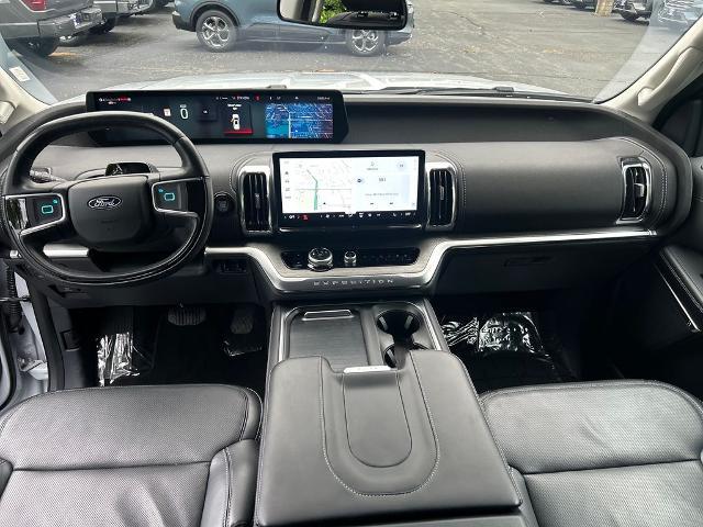 2025 Ford Expedition Platinum MAX