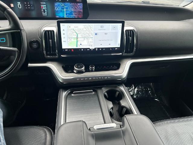 2025 Ford Expedition Platinum MAX