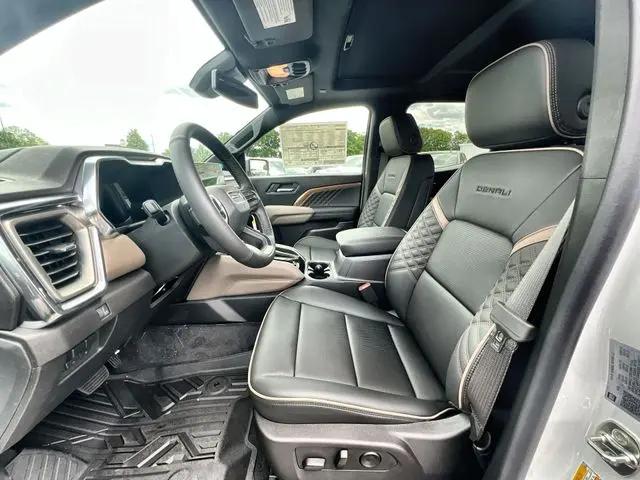 2026 GMC Canyon Denali, 4WD