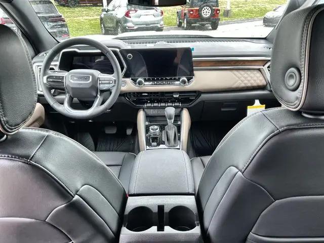 2026 GMC Canyon Denali, 4WD