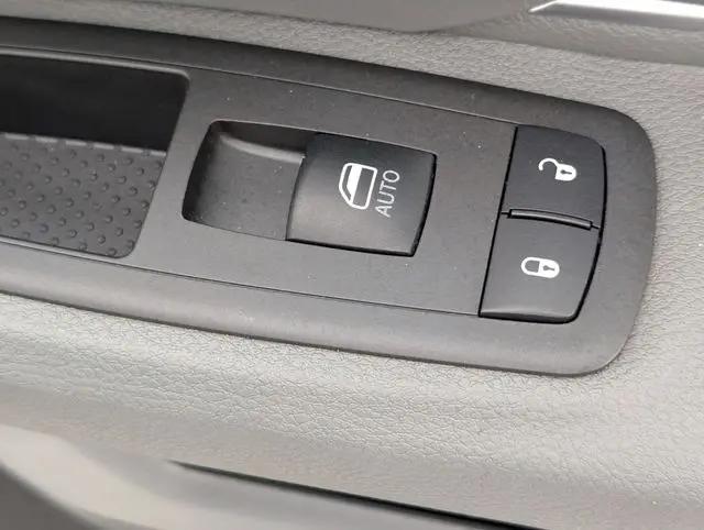 2019 Ram 1500 Classic Tradesman Regular Cab 4x2 8' Box