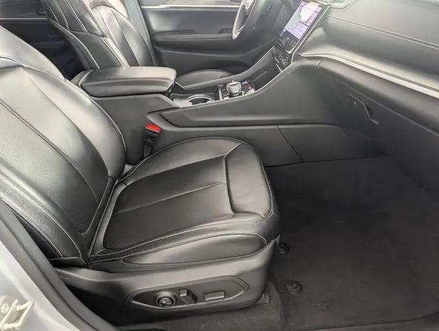 2024 Jeep Grand Cherokee L Limited 4x4