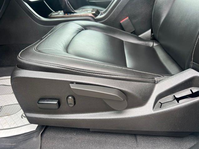 2022 GMC Canyon 4WD Crew Cab Short Box Elevation