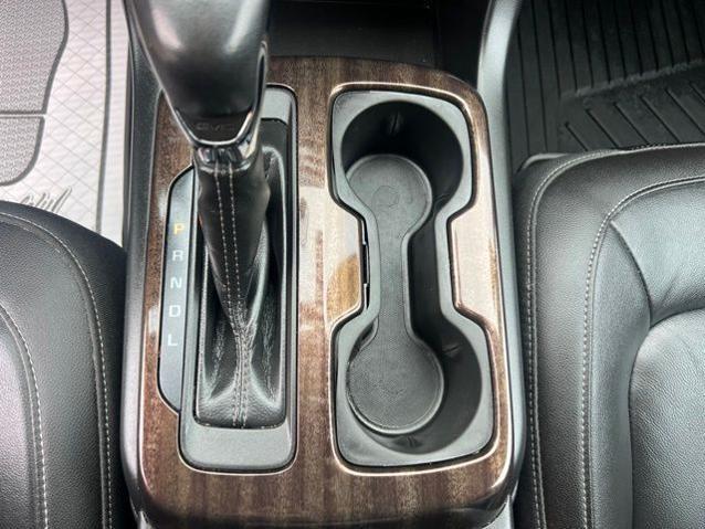 2022 GMC Canyon 4WD Crew Cab Short Box Elevation