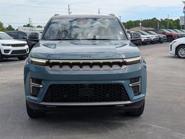 2026 Jeep Grand Wagoneer Summit Reserve 4x4