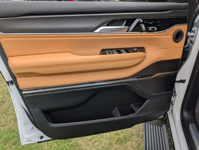 2026 Jeep Grand Wagoneer Summit Reserve 4x4