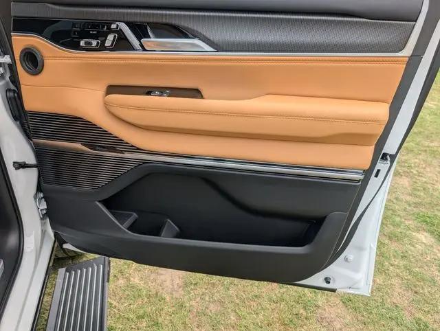 2026 Jeep Grand Wagoneer Summit Reserve 4x4
