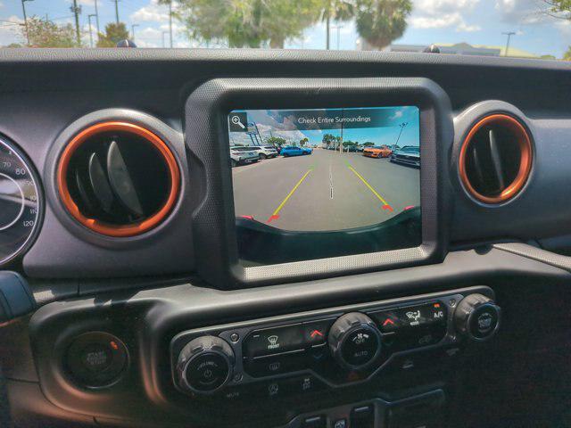 2022 Jeep Gladiator Sport