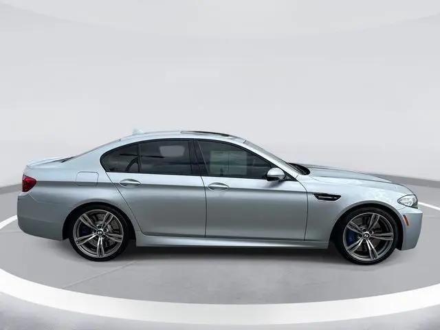 2014 BMW M5 Standard