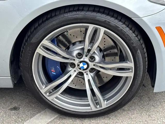 2014 BMW M5 Standard