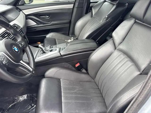 2014 BMW M5 Standard