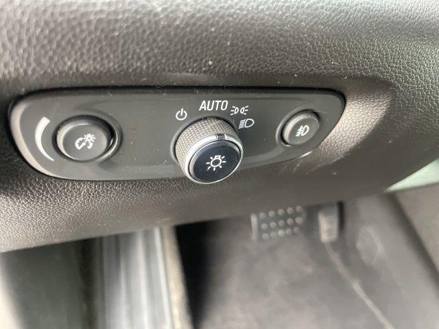 2020 Chevrolet Traverse FWD LT Cloth