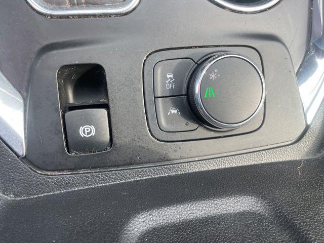 2020 Chevrolet Traverse FWD LT Cloth