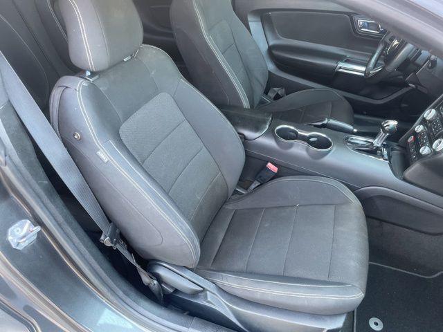 2015 Ford Mustang V6