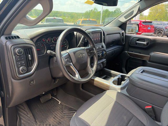 2021 Chevrolet Silverado 1500 4WD Crew Cab Short Bed RST