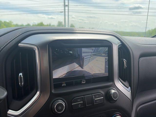 2021 Chevrolet Silverado 1500 4WD Crew Cab Short Bed RST