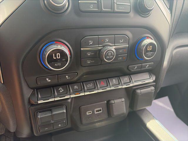 2021 Chevrolet Silverado 1500 4WD Crew Cab Short Bed RST