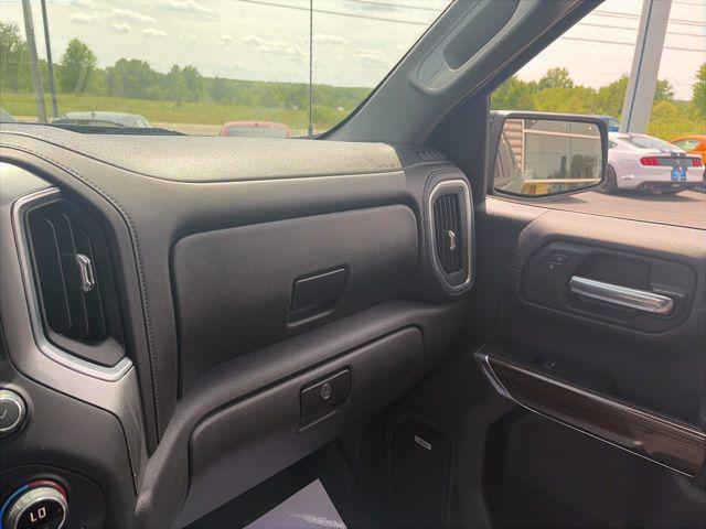 2021 Chevrolet Silverado 1500 4WD Crew Cab Short Bed RST