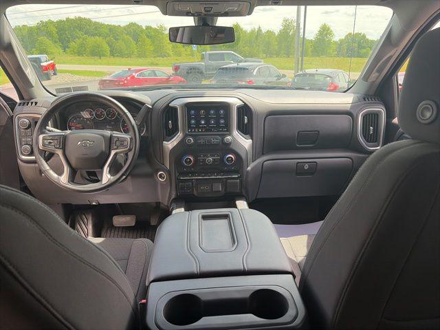 2021 Chevrolet Silverado 1500 4WD Crew Cab Short Bed RST
