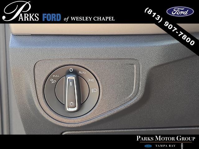 2020 Volkswagen Atlas Cross Sport 3.6 V6 SE w/ Technology