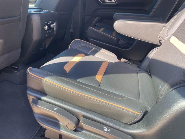 2023 GMC Yukon 4WD AT4