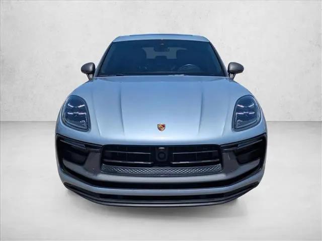2023 Porsche Macan T