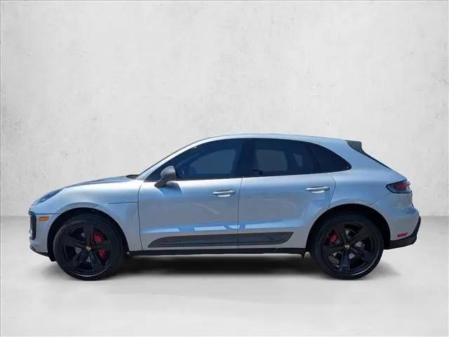 2023 Porsche Macan T