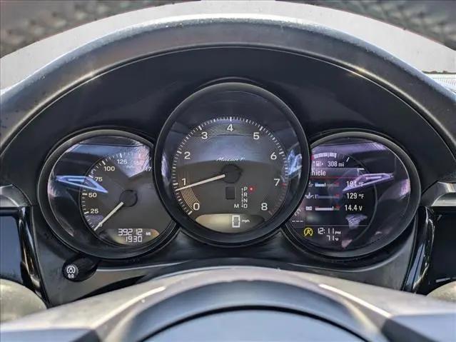 2023 Porsche Macan T