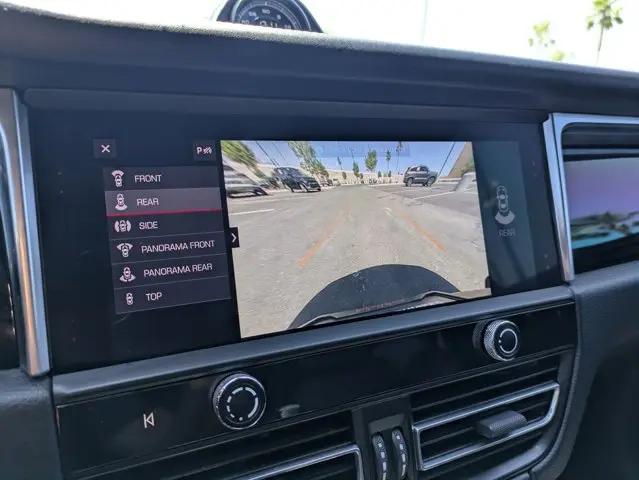 2023 Porsche Macan T