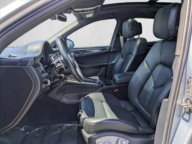 2023 Porsche Macan T