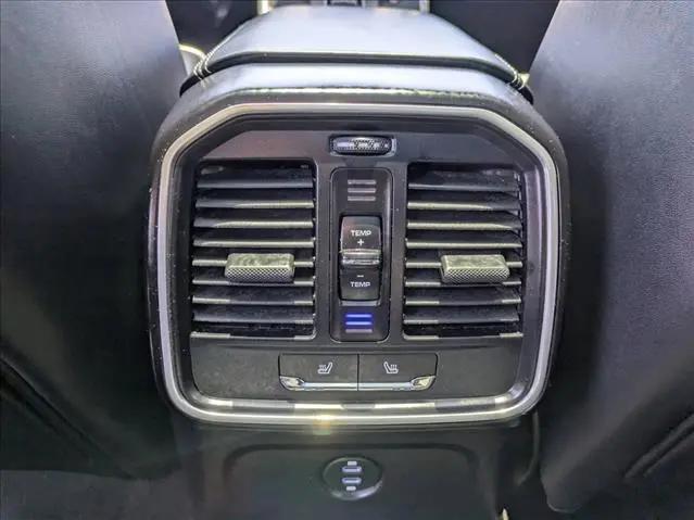 2023 Porsche Macan T