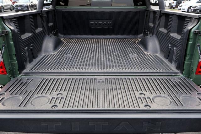 2024 Nissan Titan Crew Cab SV 4x2
