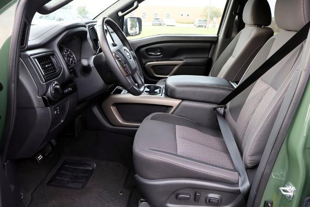 2024 Nissan Titan Crew Cab SV 4x2