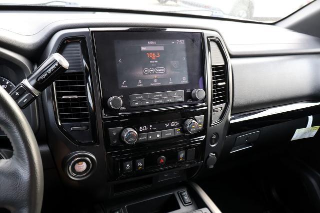 2024 Nissan Titan Crew Cab SV 4x2