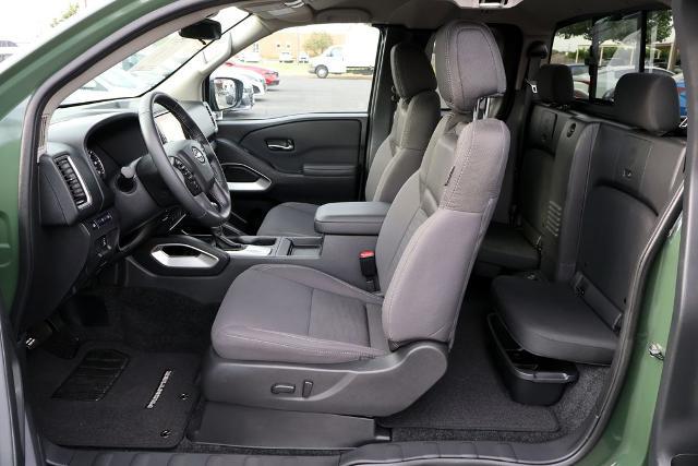 2024 Nissan Frontier King Cab SV 4x2