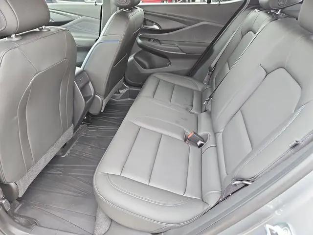 2024 Buick NV Sport Touring FWD