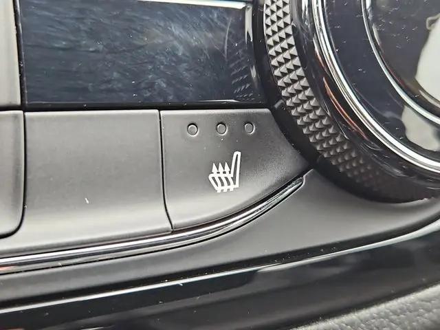 2024 Buick NV Sport Touring FWD