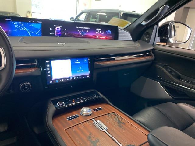 2026 Lincoln Navigator Black Label L