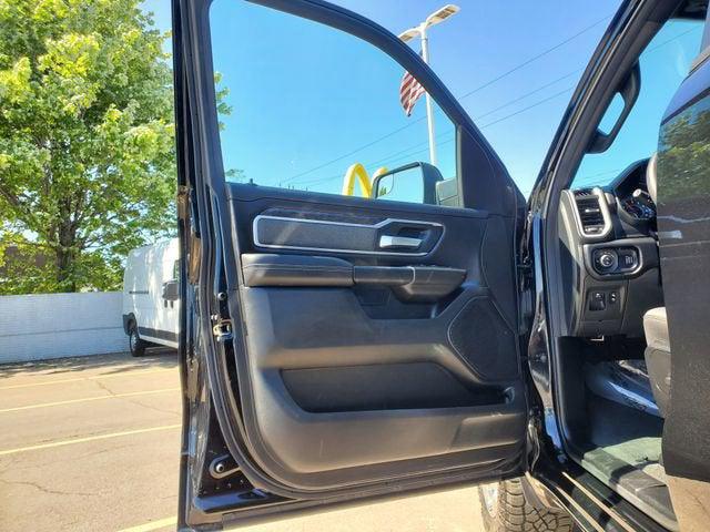 2022 Ram 1500 Big Horn Crew Cab 4x4 5'7" Box