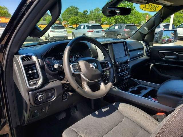 2022 Ram 1500 Big Horn Crew Cab 4x4 5'7" Box