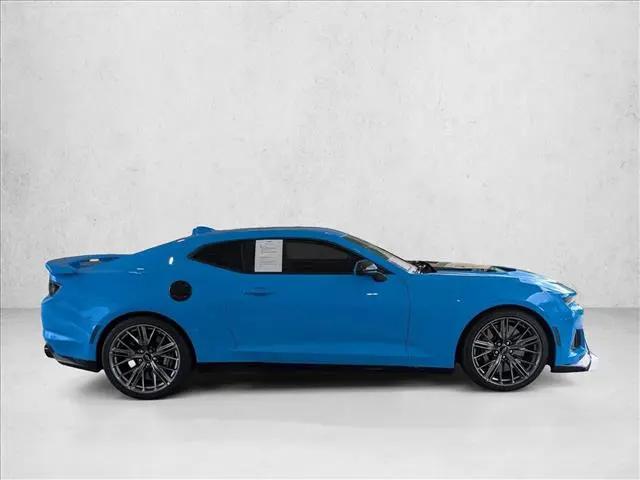 2022 Chevrolet Camaro RWD Coupe ZL1