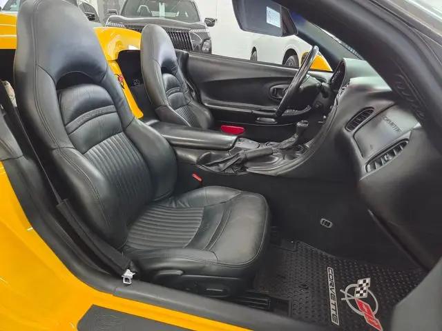 2002 Chevrolet Corvette Base