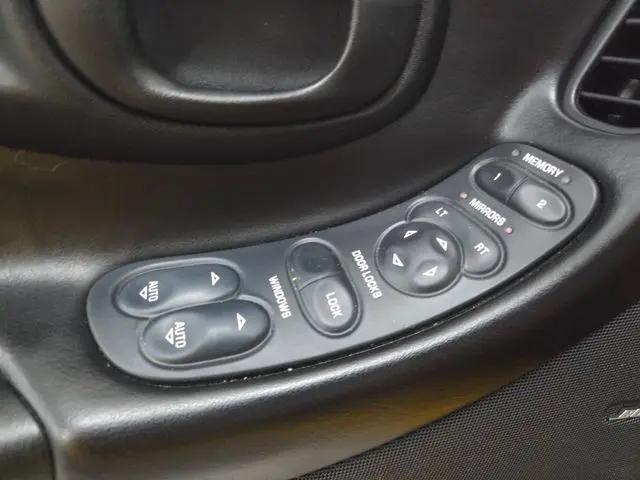 2002 Chevrolet Corvette Base